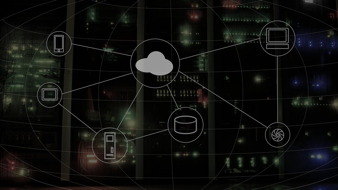 Cloud Computing and Machine Learning : Role and Benefits of Machine Learning in Cloud Computing